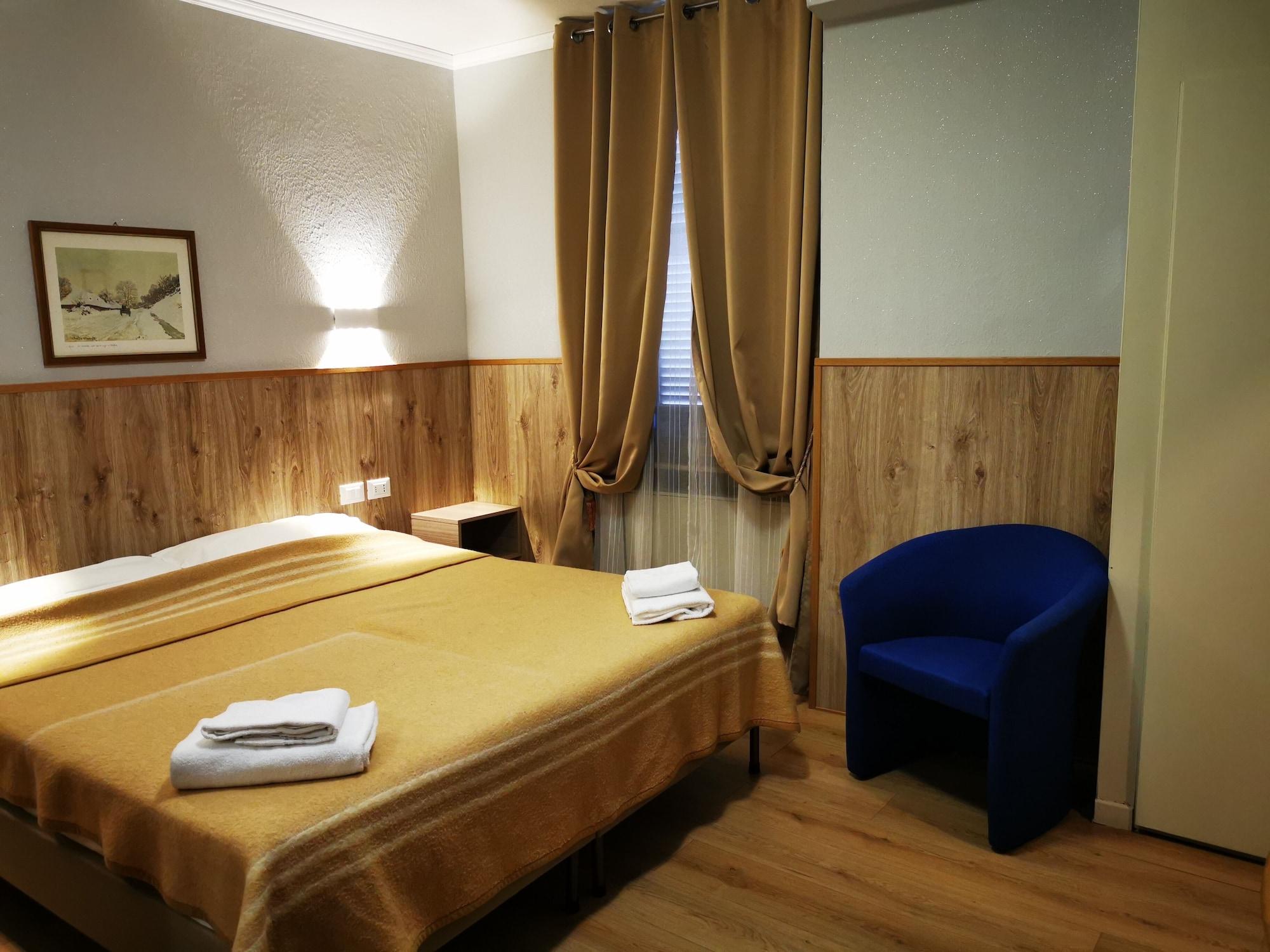New Alexander Hotel Генуа Екстериор снимка